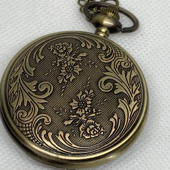 Strada pocket watch cooper toned 46mm quartz analog with chain necklace running - Picture 5 of 6
